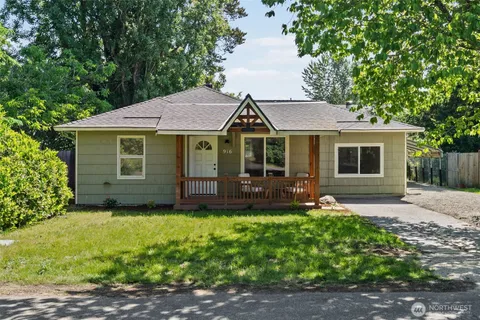 $419,000 | 916 Bowker Street Southeast, Lacey, WA 98503