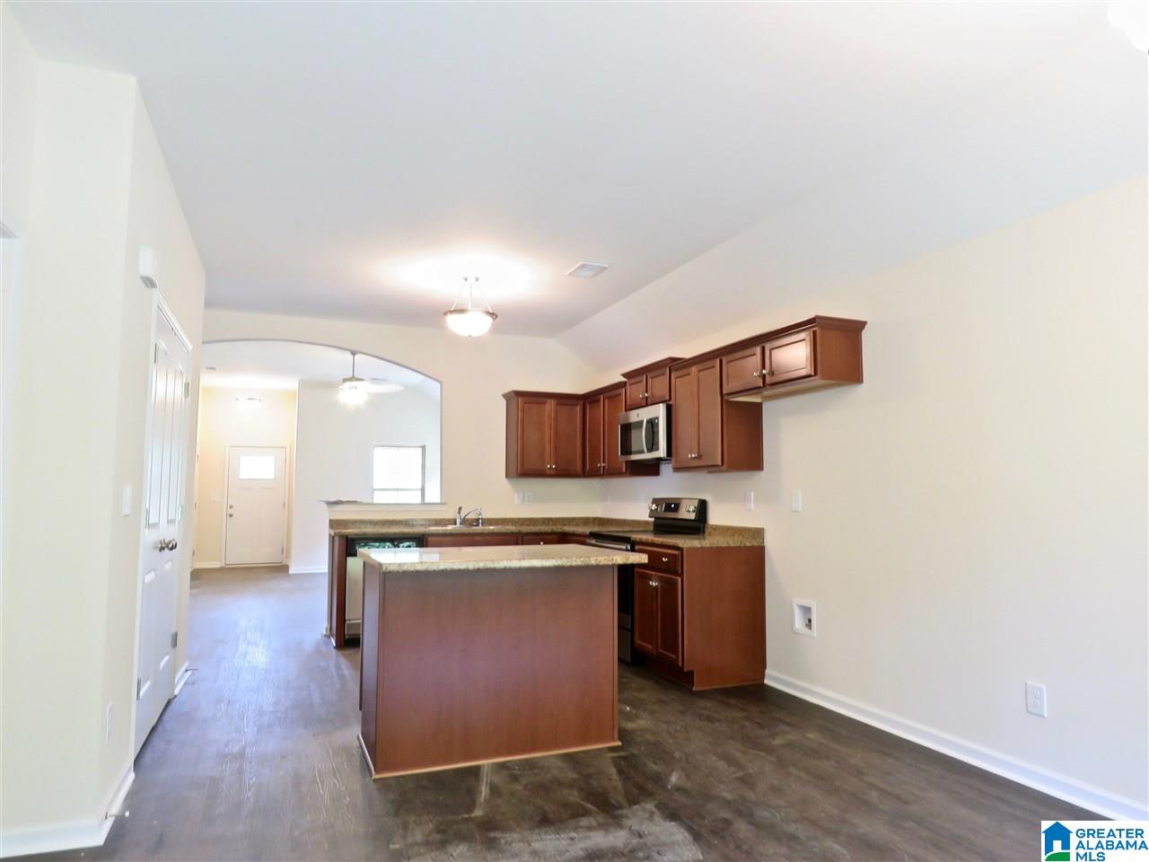 5607 Goodwin Court Pinson, AL 35126 - Photo 9 of 21
