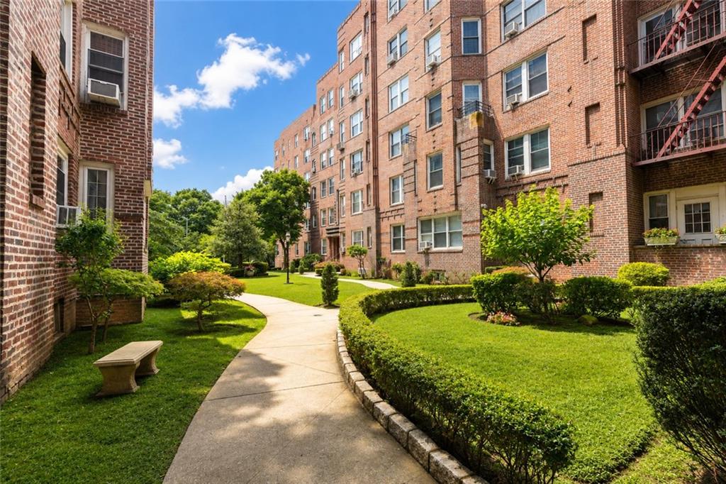 8701 Shore Road, Unit 528 Brooklyn, NY 11209 - Photo 3 of 21 Gallery Image 3