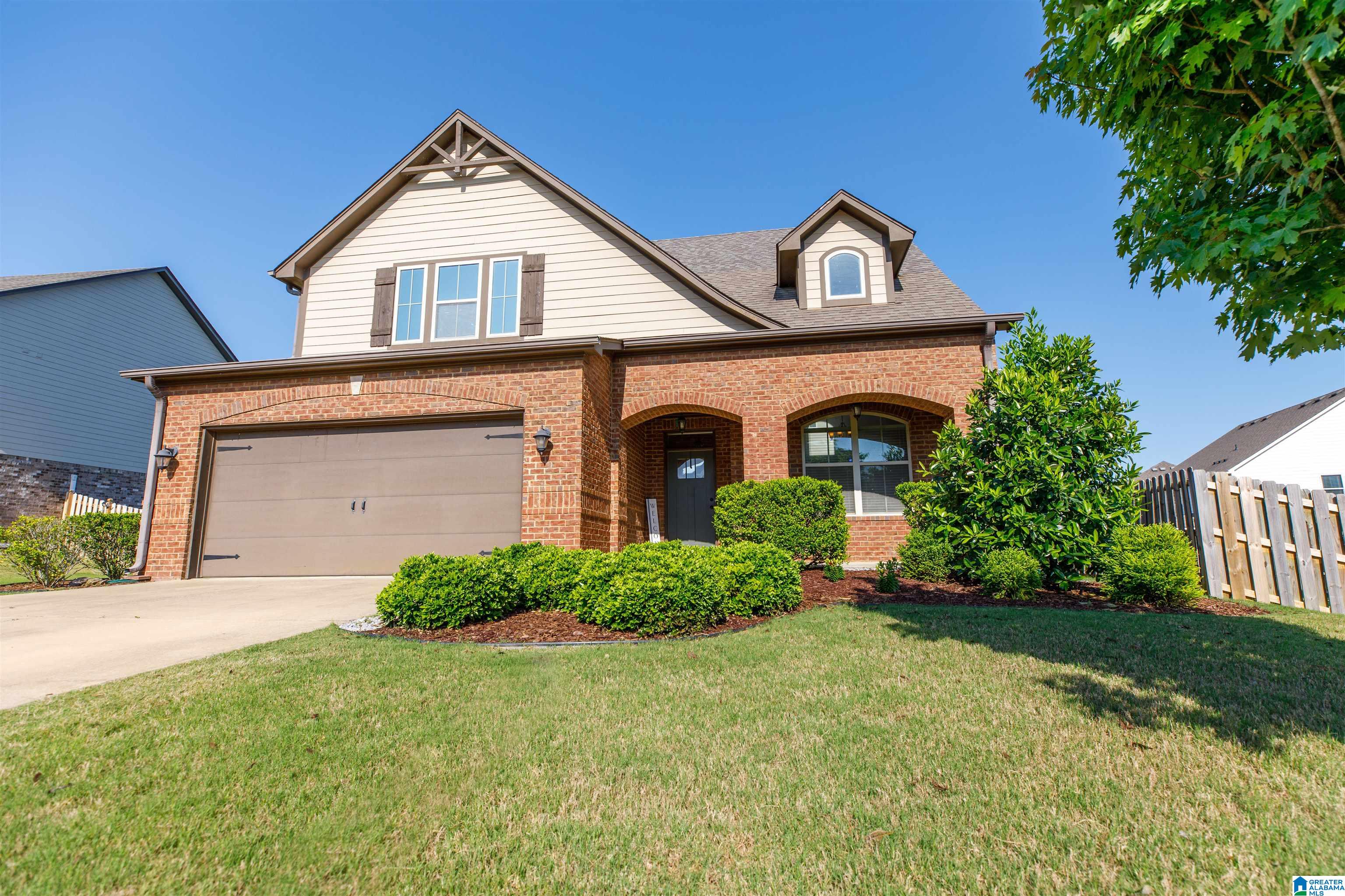 1076 Riviera Drive Calera, AL 35040 - Photo 4 of 48