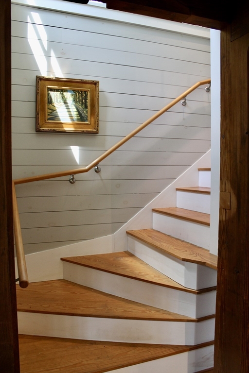 225 Lamberts Cove Road West Tisbury, MA 02568 - Photo 19 of 33 a view of staircase