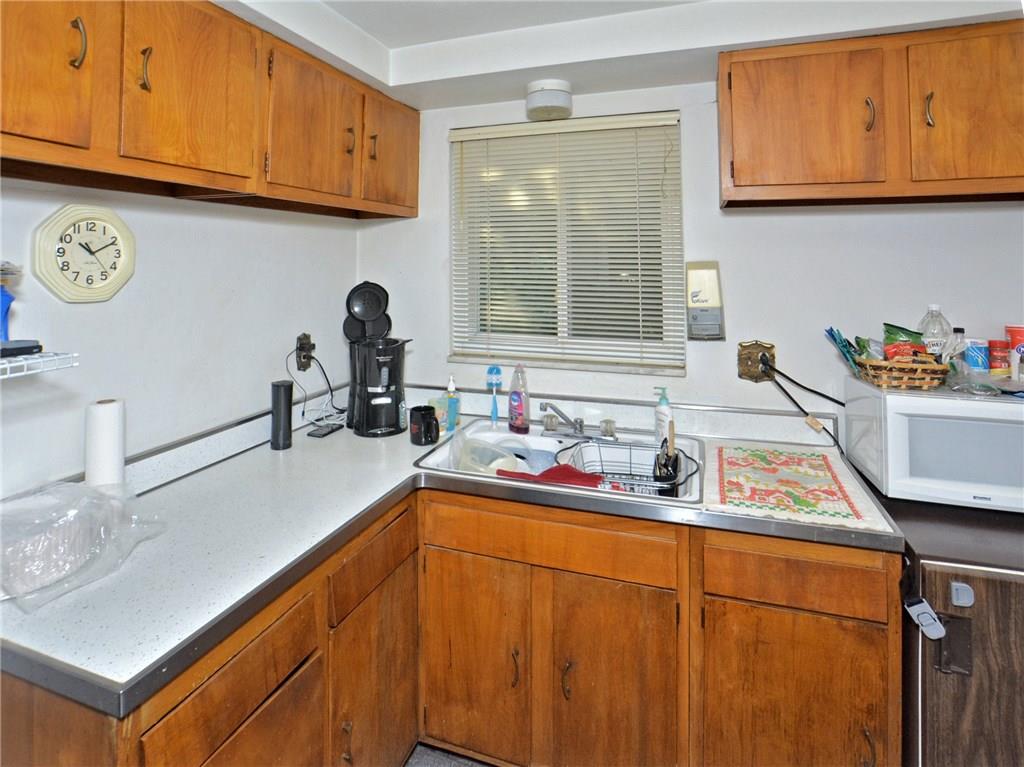 7360 Shannon Road Verona, PA 15147 - Photo 15 of 22 Gallery Image 15
