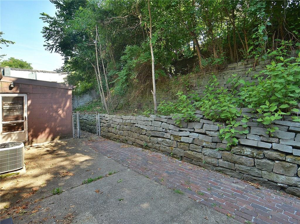 7360 Shannon Road Verona, PA 15147 - Photo 21 of 22 Gallery Image 21