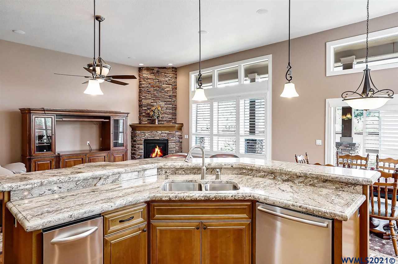 1122 Southwest Forestry Lane Dallas, OR 97338 - Photo 20 of 40 Gallery Image 20