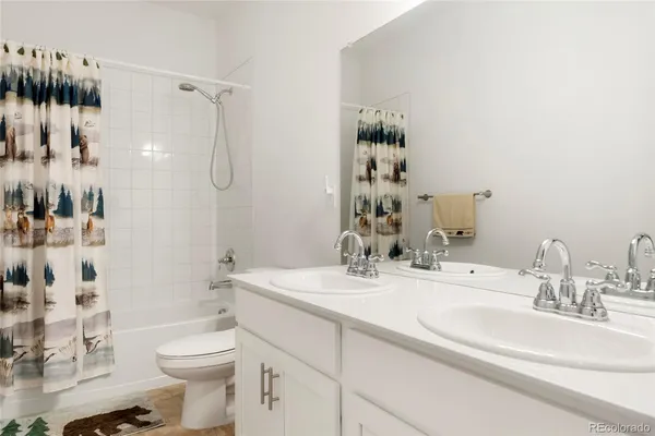 $589,000 | 86 South Vandriver Way, Aurora, CO 80018