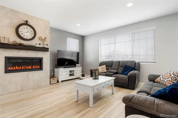 $589,000 | 86 South Vandriver Way, Aurora, CO 80018