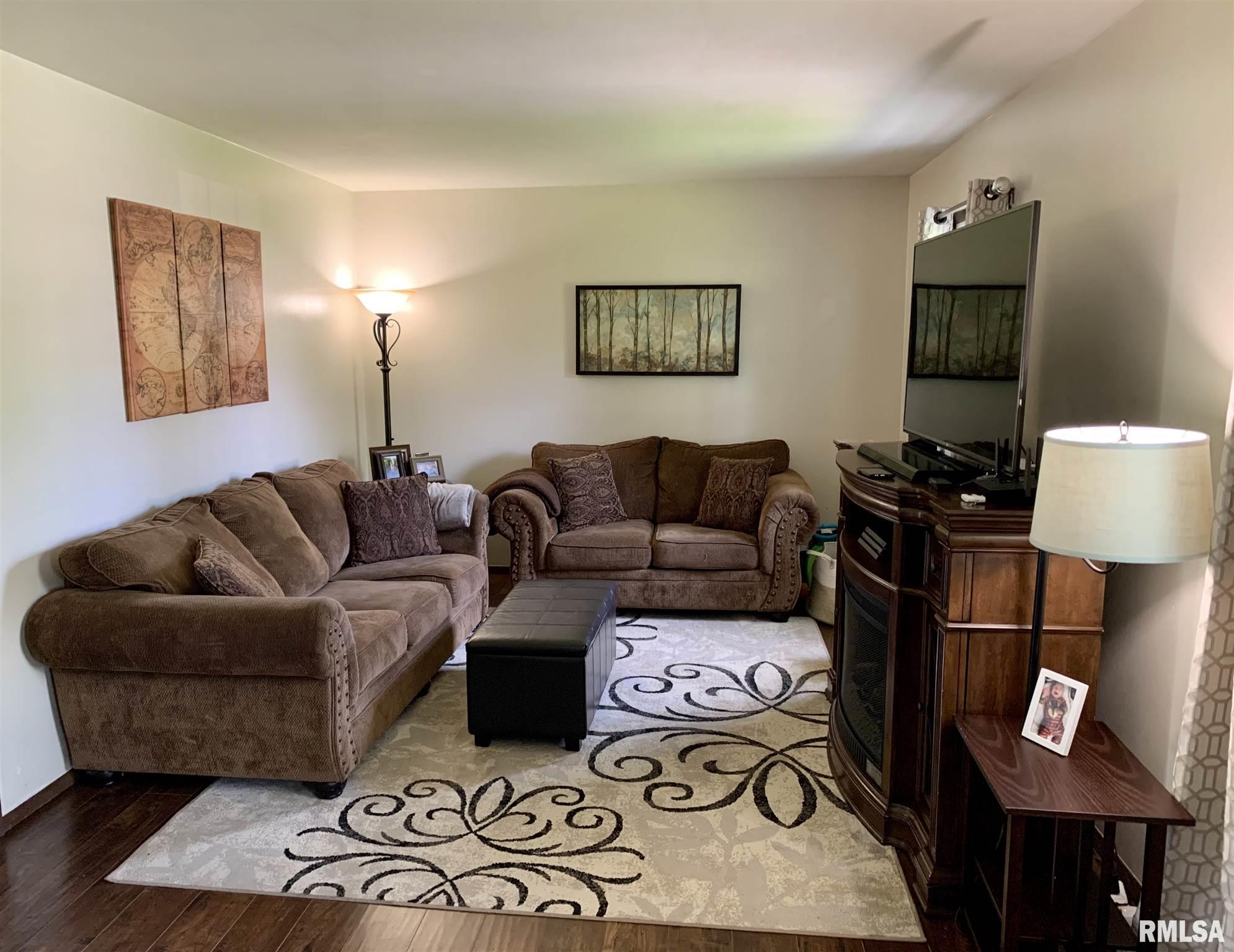 776 Prairieview Road Knoxville, IL 61448 - Photo 2 of 20 Gallery Image 2