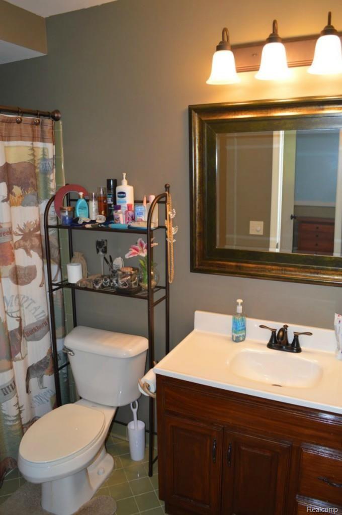62478 Chubb Road Ray, MI 48096 - Photo 18 of 25 018.jpg