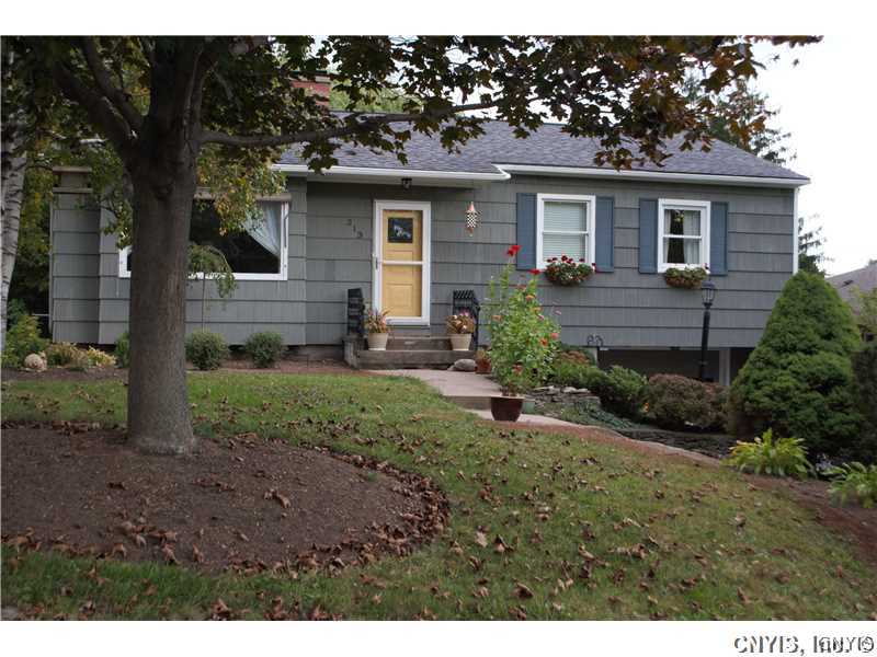 213 Deforest Road Syracuse, NY 13214 - Photo 1 of 1 Exterior Front