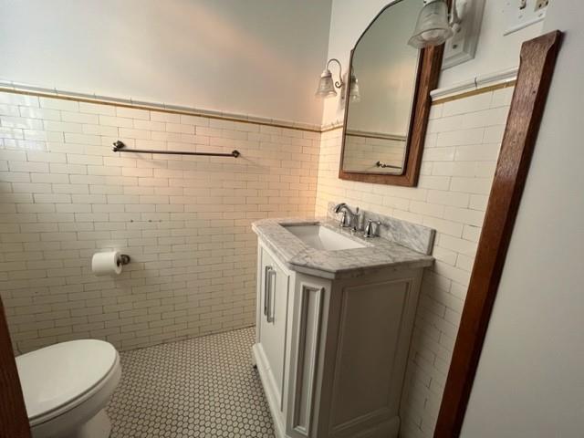 403 Laughlin Street Dawson, PA 15428 - Photo 20 of 39 a bathroom with a granite countertop sink toilet and shower