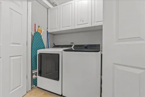 $849,000 | 1632 Longvalley Drive, Northbrook, IL 60062