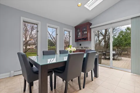 $849,000 | 1632 Longvalley Drive, Northbrook, IL 60062