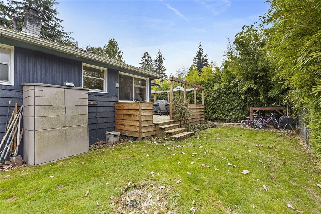 3332 Northeast Sunset Boulevard Renton, WA 98056 - Photo 22 of 31