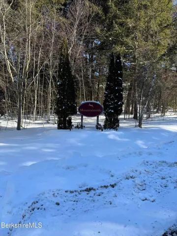 $459,900 | 9063 Mountainside Drive, Hancock, MA 01237