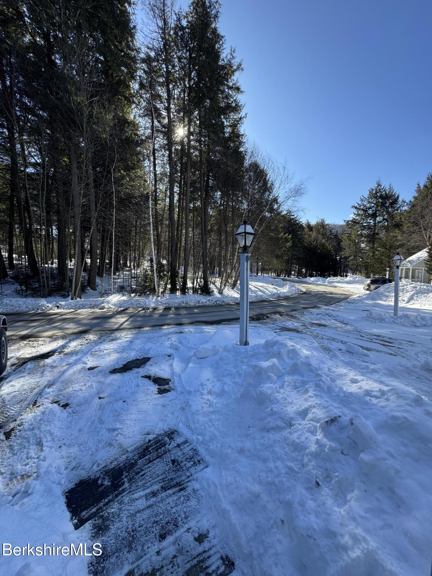 9063 Mountainside Drive Hancock, MA 01237 - Photo 8 of 50 IMG_2047