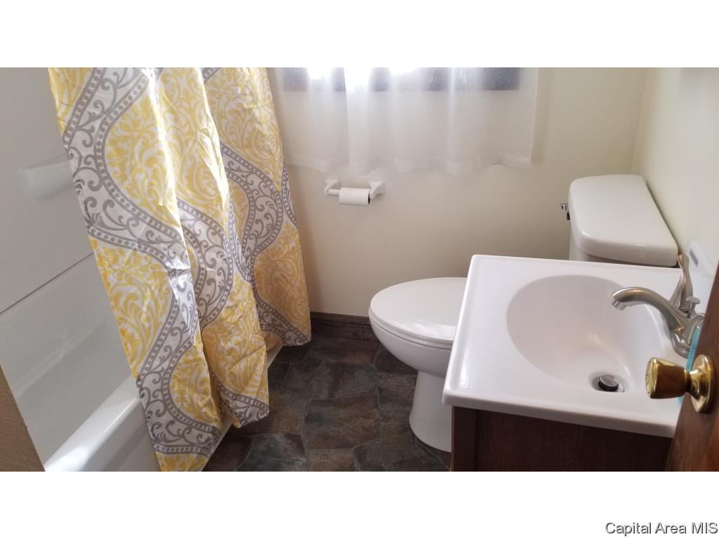3404 South 2nd Street Springfield, IL 62703 - Photo 13 of 18