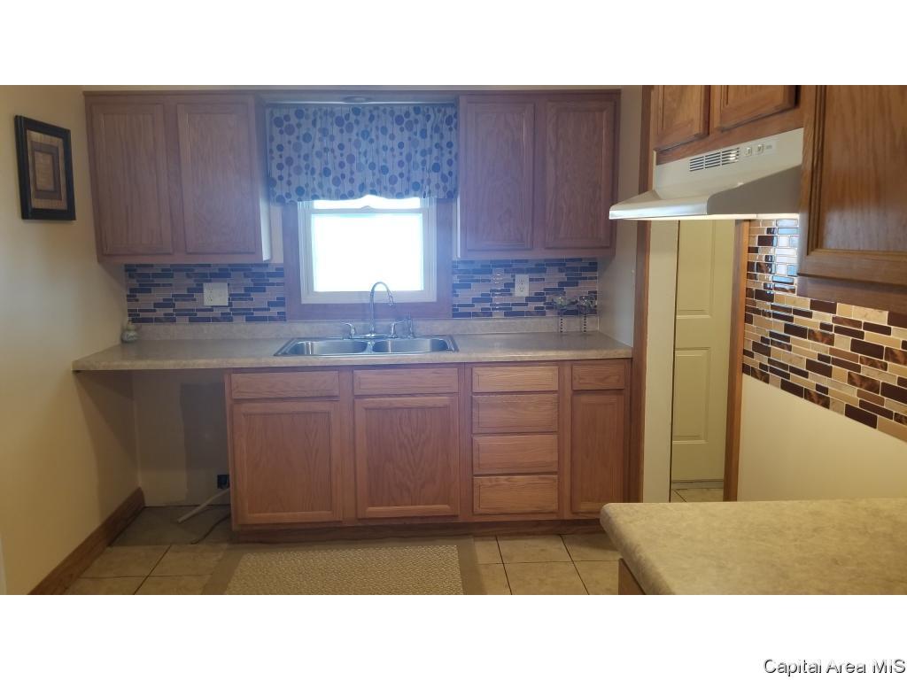 3404 South 2nd Street Springfield, IL 62703 - Photo 2 of 18