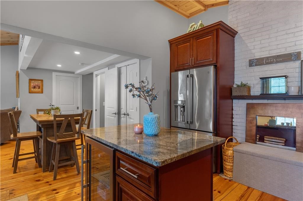 143 Lake View Drive Glocester, RI 02814 - Photo 16 of 36