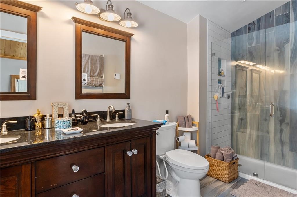 143 Lake View Drive Glocester, RI 02814 - Photo 21 of 36