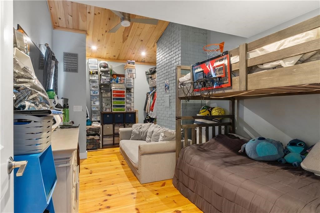 143 Lake View Drive Glocester, RI 02814 - Photo 23 of 36