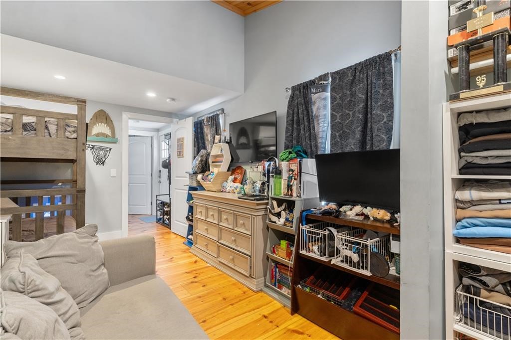 143 Lake View Drive Glocester, RI 02814 - Photo 24 of 36