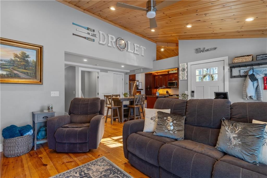 143 Lake View Drive Glocester, RI 02814 - Photo 7 of 36