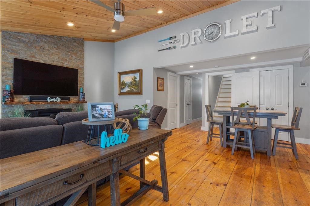 143 Lake View Drive Glocester, RI 02814 - Photo 8 of 36