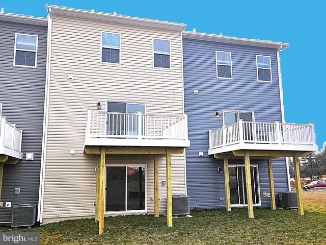 $2,175 | 156 Munsee Circle, Winchester, VA 22602