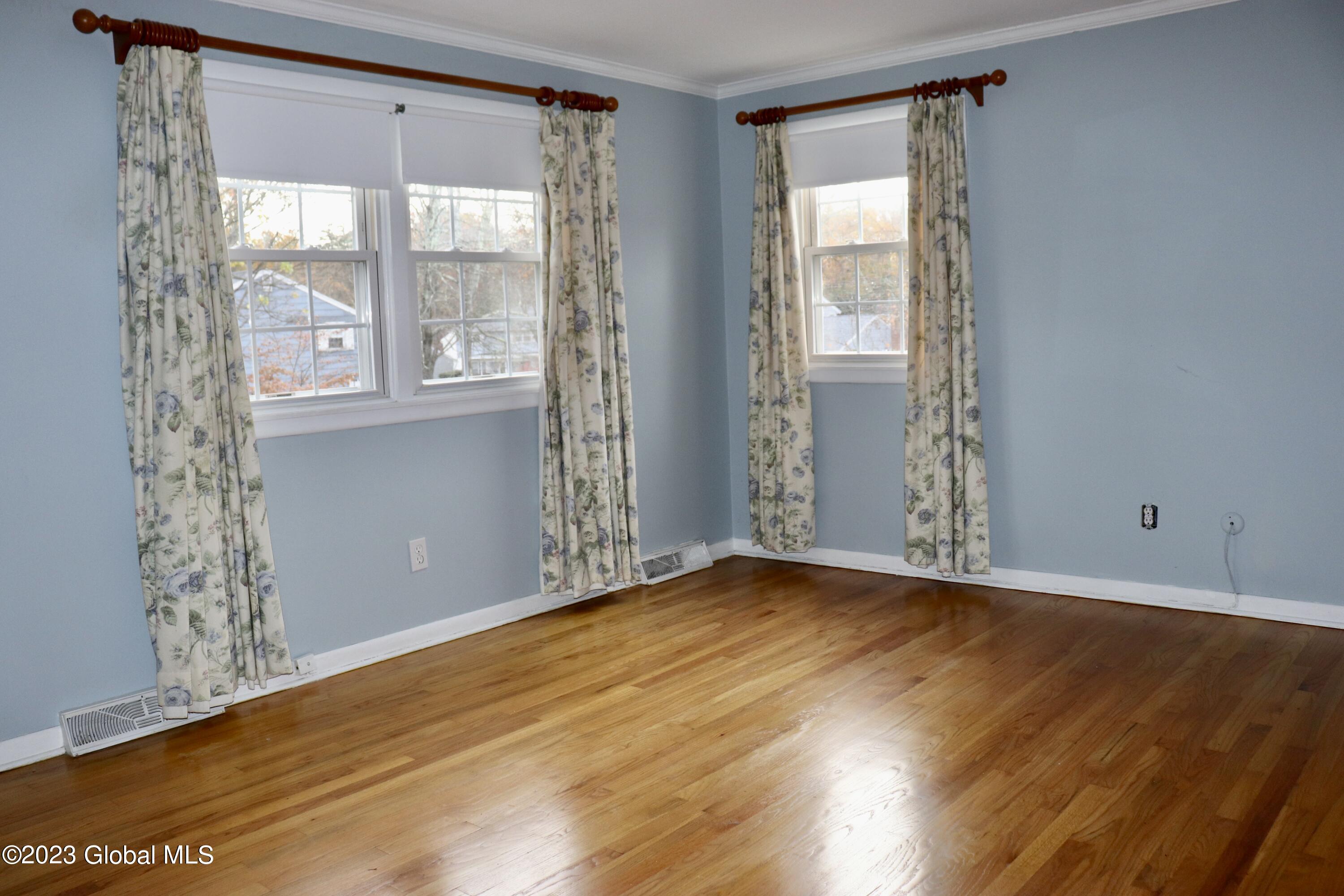 81 Berwick Road Bethlehem, NY 12054 - Photo 28 of 57 IMG_6073