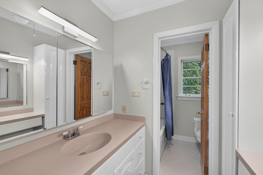 5274 Powers Ferry Road Northwest Atlanta, GA 30327 - Photo 24 of 43 Gallery Image 24
