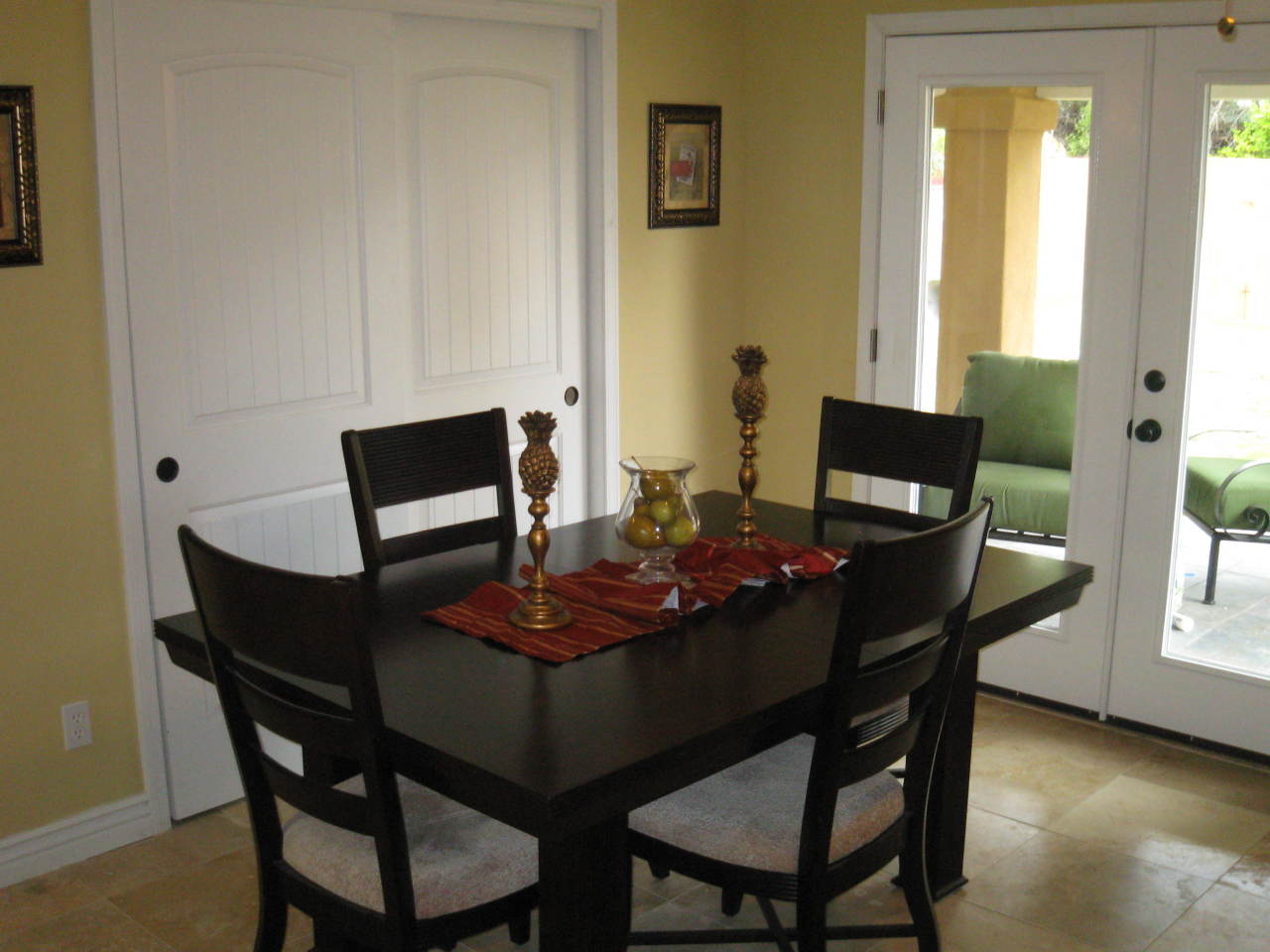 4934 East Piccadilly Road Phoenix, AZ 85018 - Photo 5 of 15 dining