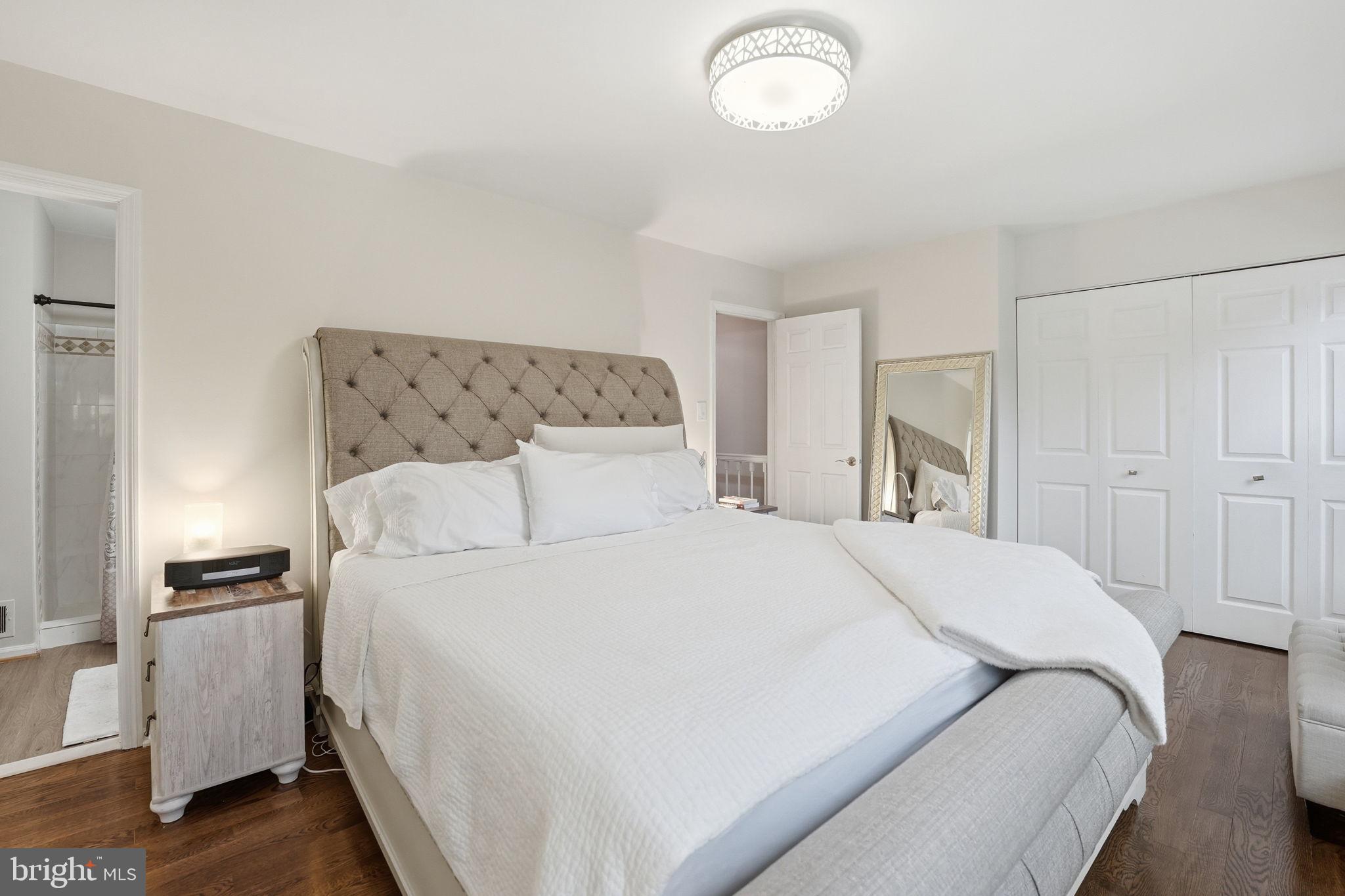 5629 Ridge View Drive Alexandria, VA 22310 - Photo 22 of 43 Primary Bedroom