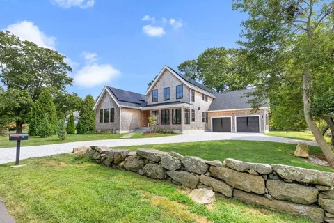 $1,450,000 | 1 Sunset Lane, Dartmouth, MA 02748