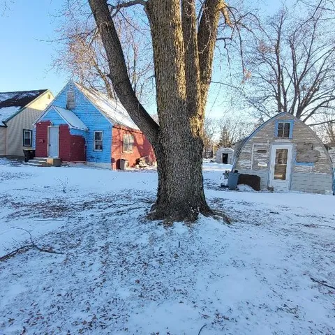 $49,900 | 17 10th Street, Windom, MN 56101