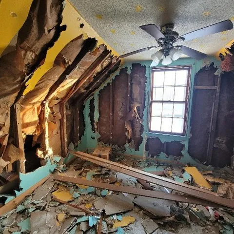 $49,900 | 17 10th Street, Windom, MN 56101