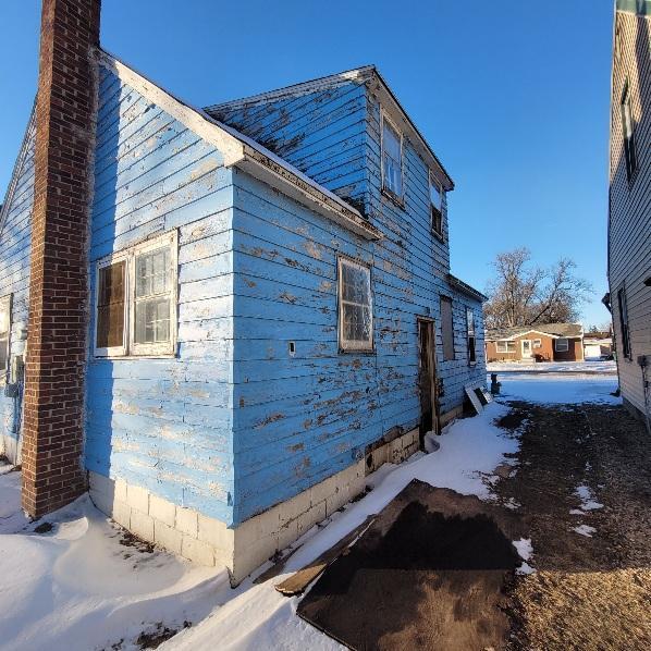 17 10th Street Windom, MN 56101 - Photo 3 of 28