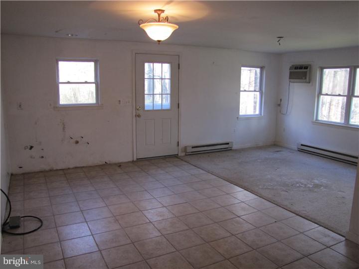 3565 Edencroft Road Huntingdon Valley, PA 19006 - Photo 12 of 24 Gallery Image 12