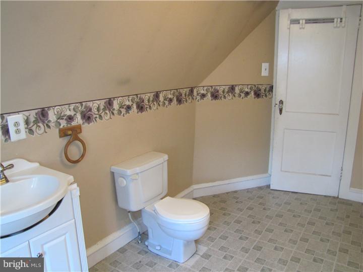 3565 Edencroft Road Huntingdon Valley, PA 19006 - Photo 17 of 24 Gallery Image 17