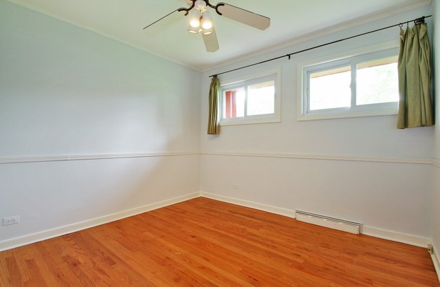 1107 Whitfield Road Northbrook, IL 60062 - Photo 11 of 15