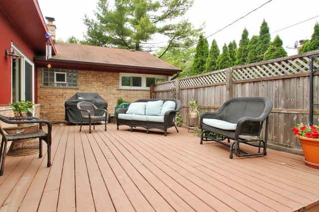 1107 Whitfield Road Northbrook, IL 60062 - Photo 13 of 15