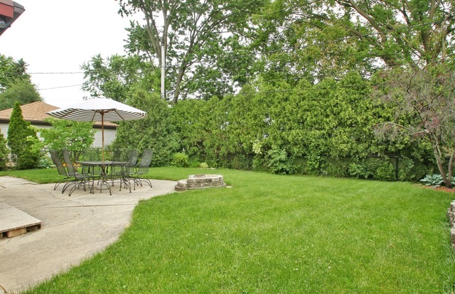1107 Whitfield Road Northbrook, IL 60062 - Photo 15 of 15