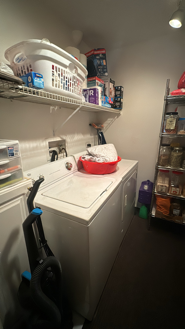 5400 North Sheridan Road, Unit 305 Chicago, IL 60640 - Photo 9 of 12 Gallery Image 9