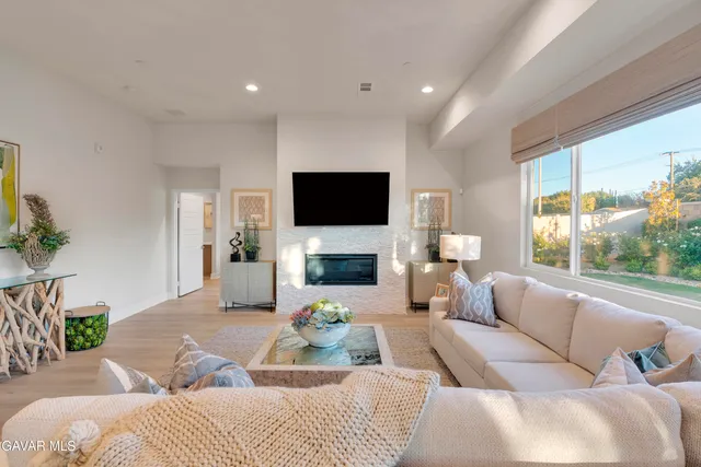 $719,990 | 3664 Saddleback Drive, Palmdale, CA 93550