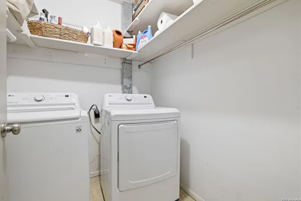 $339,000 | 1045 Shook Avenue, Unit 164, San Antonio, TX 78212