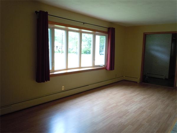 961 Wilbraham Road Springfield, MA 01109 - Photo 4 of 14 Gallery Image 4