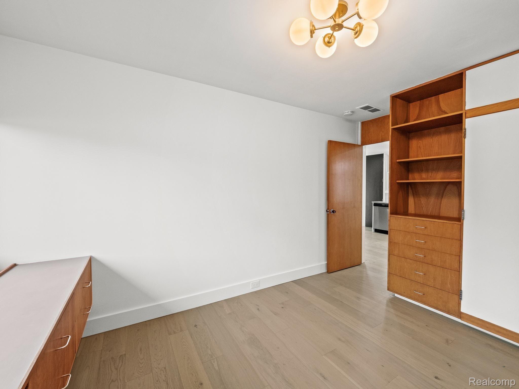 4325 Derry Road Bloomfield Hills, MI 48302 - Photo 25 of 34 25-web-or-mls-P2344454.jpg