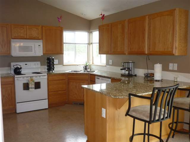 2917 South Chapman Road Greenacres, WA 99016 - Photo 4 of 9 Gallery Image 4