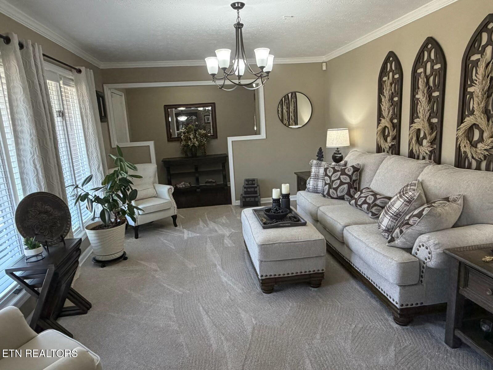 184 Osborne Road Pineville, KY 40977 - Photo 17 of 34 living room