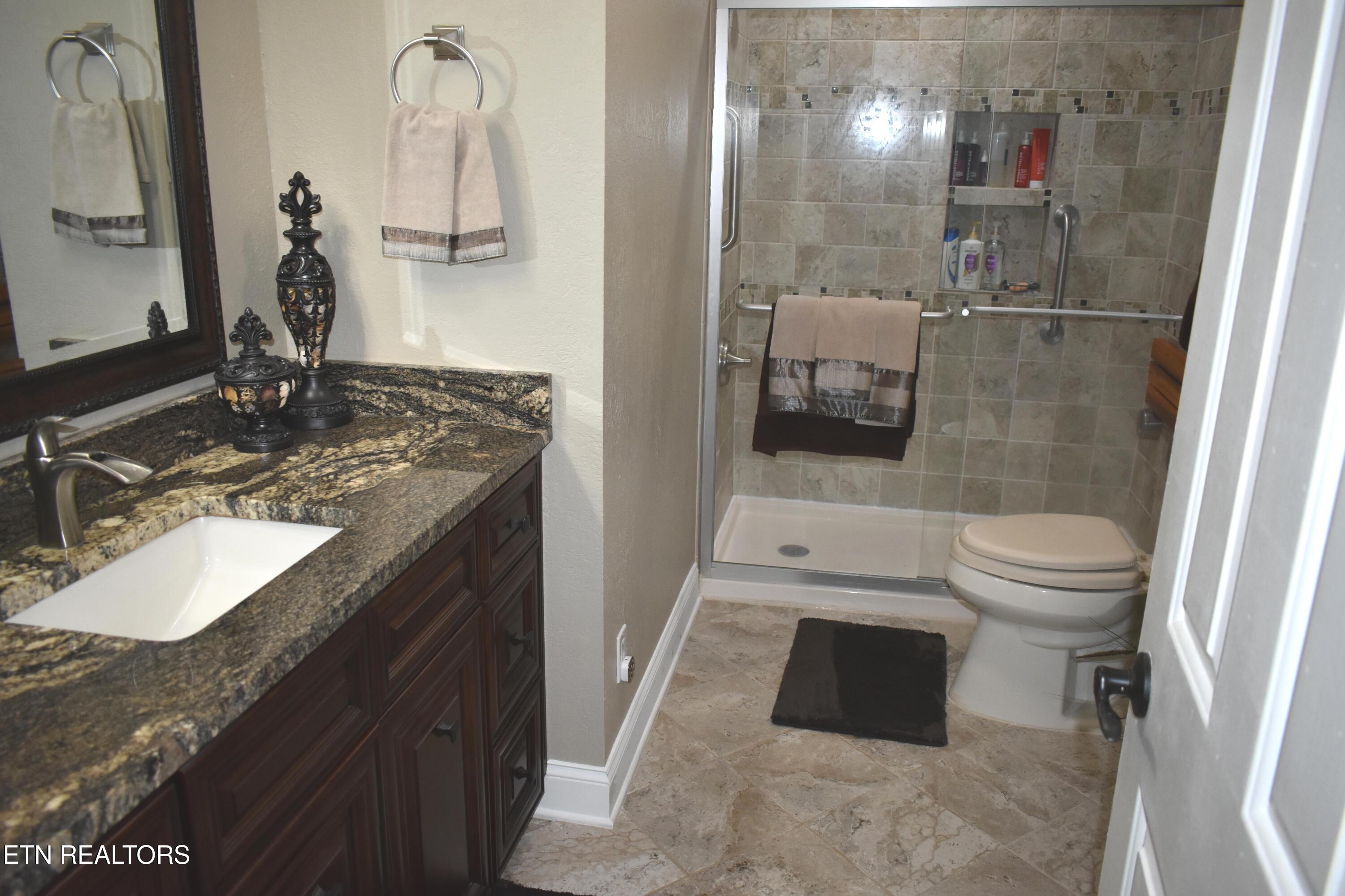 184 Osborne Road Pineville, KY 40977 - Photo 27 of 35 bath 2