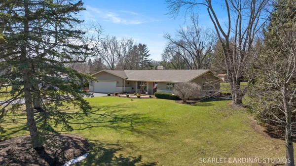 $619,900 | 4N752 Brookside W Drive, St. Charles, IL 60175